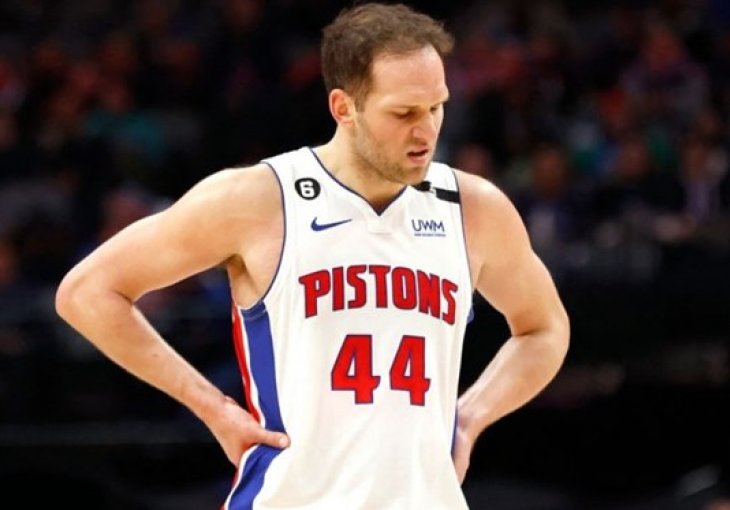 Bojan Bogdanović propustio cijelu predsezonu. Upitna mu je budućnost u Detroitu!