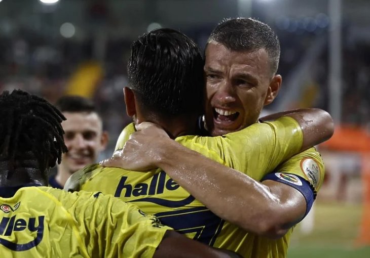 Englezi oduševljeni uspjesima Džeke i Fenerbahčea: Vjerovatno najbolji tim u Evropi
