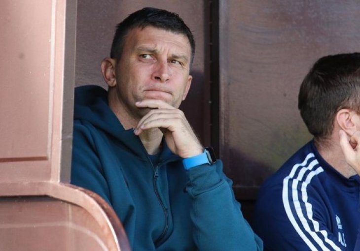 KASNO SINOĆ ODRŽANA SJEDNICA ČELNIKA DINAMA: Tema je bio Sergej Jakirović!