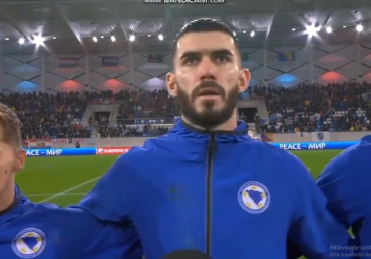 ZMAJEVI PRED NEVIĐENOM BRUKOM, ALI ON JE ZAUVIJEK KUPIO BH. NAVIJAČE: Pogledajte kako novi bh. reprezentativac pjeva ‘Jedna si jedina‘