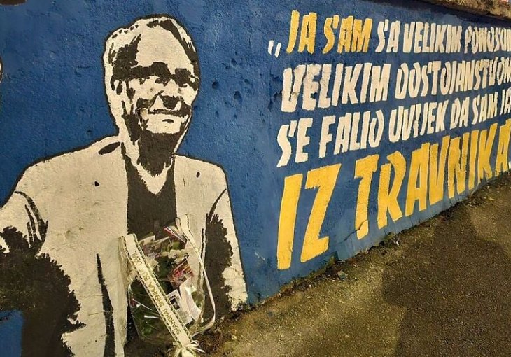 KINEZI POSJETILI ĆIRIN MURAL U TRAVNIKU: Na dirljiv način se prisjetili čuvenog trenera