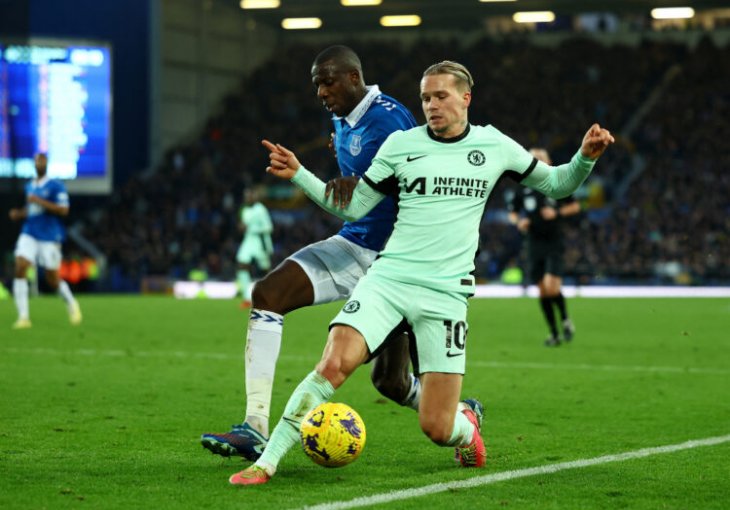 CHELSEA JE ZA SKUPOCJENE TRANSFERE KORISTIO ''RUPU U ZAKONU''  Premier liga tom stala u kraj