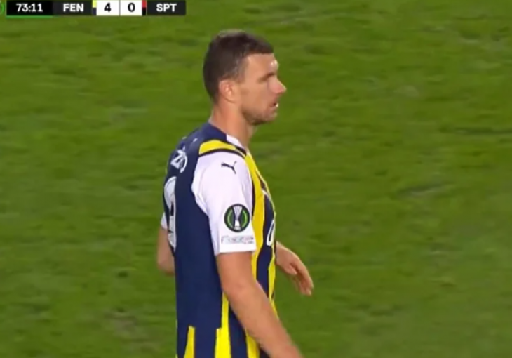 NAVIJAČI FENERA POKAZALI KO JE EDIN DŽEKO: Pogledajte kako su ga ispratili iz igre (VIDEO) 