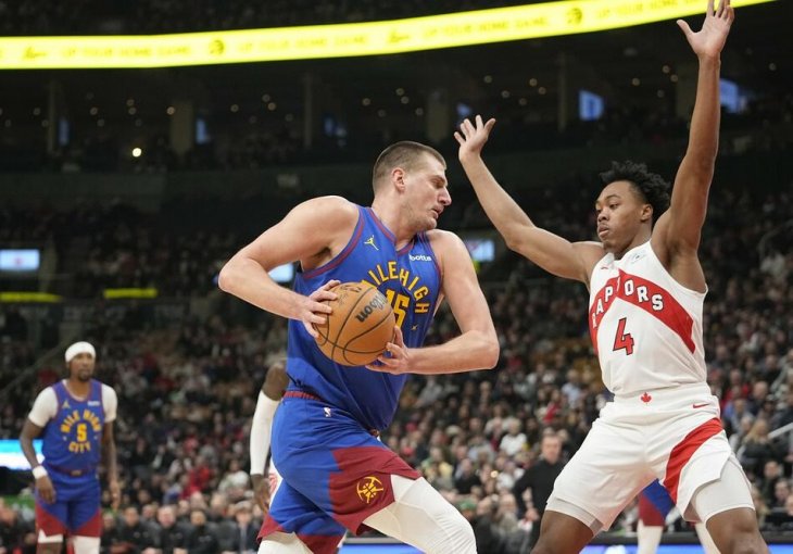 JOKIĆ ZABLISTAO U NOVIM PATIKAMA! Darkov Toronto nije imao šanse protiv MOĆNOG SOMBORCA!