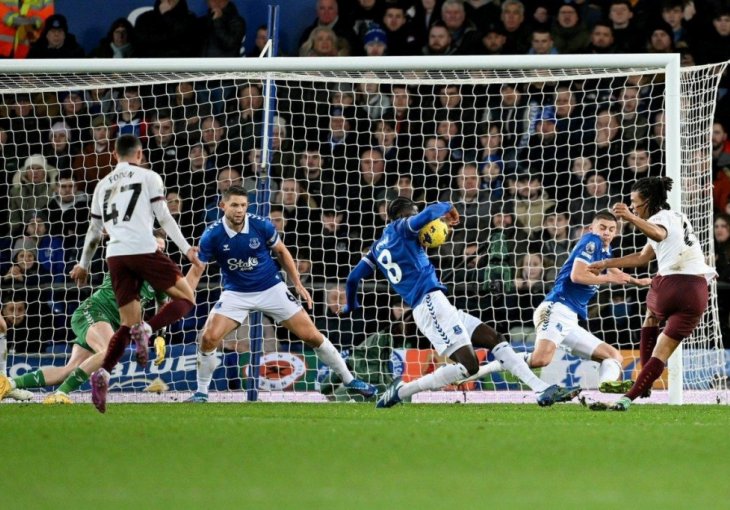 City preokretom savladao Everton, diskutabilan penal prelomio meč