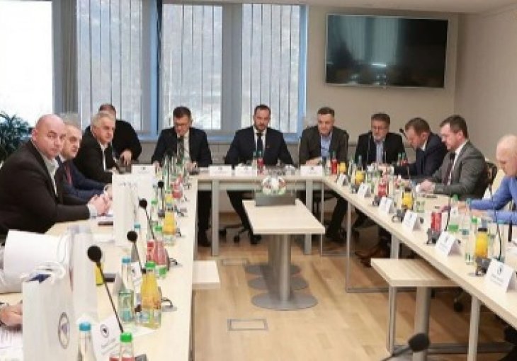 ZELJKOVIĆ SE POHVALIO: NS BiH osigurao raspodjelu 5 miliona KM za sve klubove