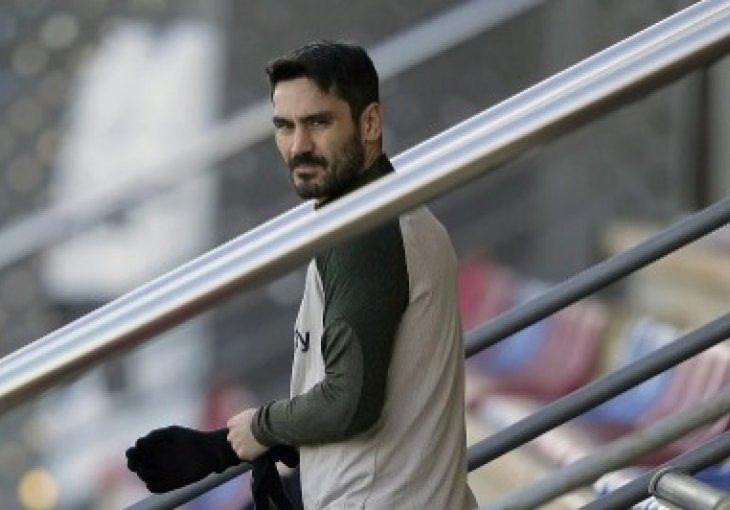 KRIZA U REPREZENTACIJI: Gundogan žestoko kritikovan od vrha njemačkog nogometnog saveza