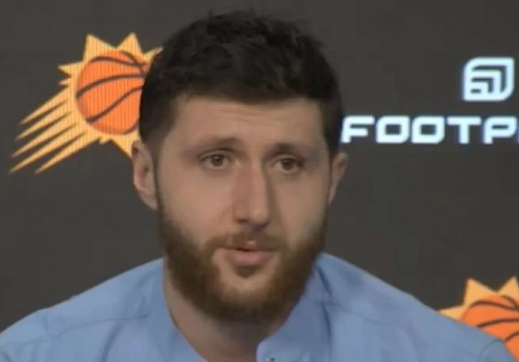 Jusuf Nurkić jasnim odgovorom prekinuo novinara u sred pitanja: Imao je jak razlog za to (VIDEO)