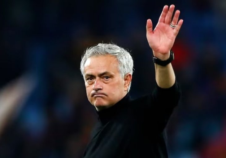 MOURINHO: Gledajte dokumentarac o meni, možete vidjeti koliki sam luđak
