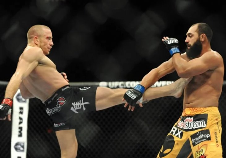 NEĆETE VJEROVATI ŠTA SE DOGODILO:  MMA borac iznenada sreo nasilnika koji ga je maltretirao u školi