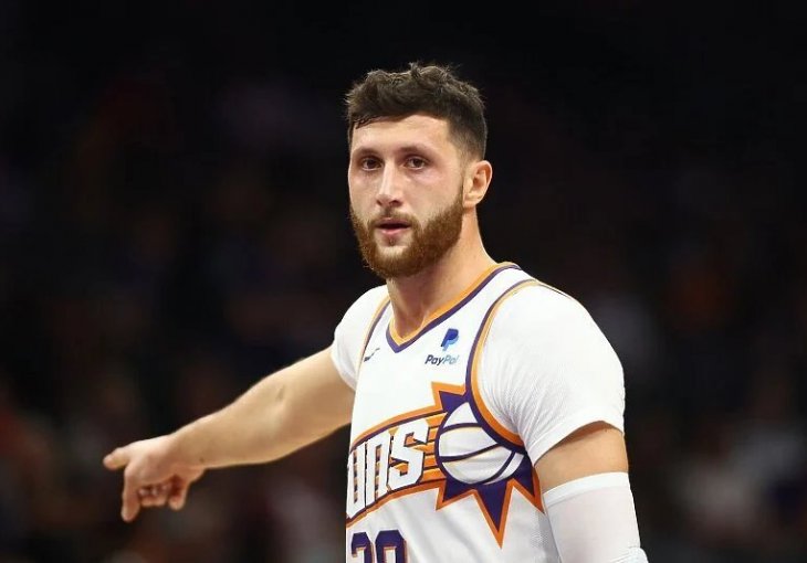 PHOENIX SAVLADAO NEW ORLEANS:   Nurkić skakao i asistirao, Booker punio koš protivnika