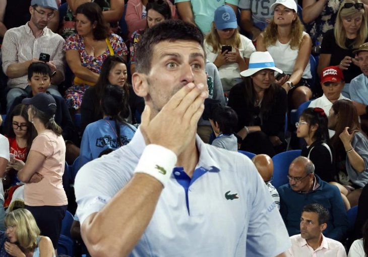 DA JE I TO DOČEKAO: Ni Novak Đoković ne može da vjeruje u prizore koje je vidio na tribinama u Melbourneu!