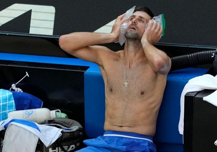 OVE FOTKE ITEKAKO ZABRINULE NOVAKOVE FANOVE: Đoković u problemima, muči ga disanje, ali i...