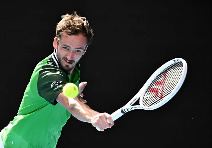 POBIJEDIO HURKACZA: Medvedev se nakon pet setova i velike borbe plasirao u polufinale Australian Opena