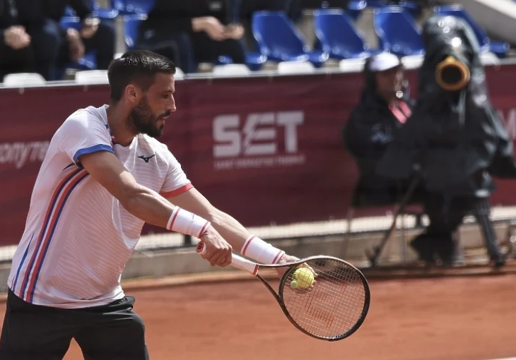 BRAVO, MAJSTORE:  Razigrani Damir Džumhur vezao treću pobjedu i izborio polufinale turnira u Belgiji