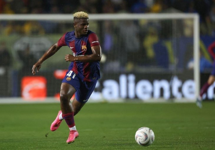 OSTAJE NA CAMP NOU: Barcelona odbila ponudu za talentovanog fudbalera