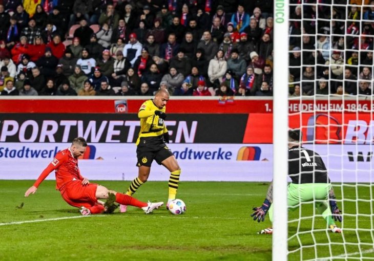 ''NULA'' U HAJDENHAJMU: Hit Bundeslige i Borusija ostali dužni navijačima