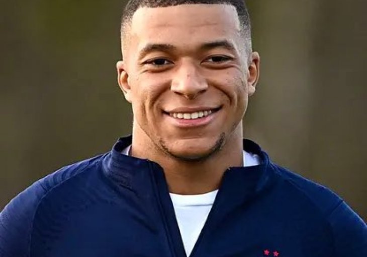 Francuzi aktivirali bombu: Kylian Mbappe KONAČNO izabrao klub!