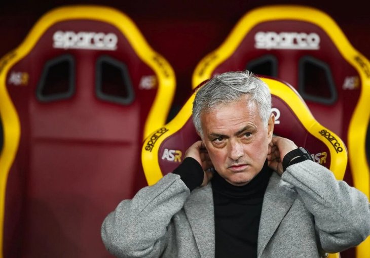DECO OTKRIO: Da li Jose Mourinho sjeda na užarenu klupu Barcelone, SAD JE SVE JASNO