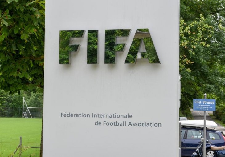 FIFA POTVRDILA: Plavi karton IZGLEDA kao realnost ali...