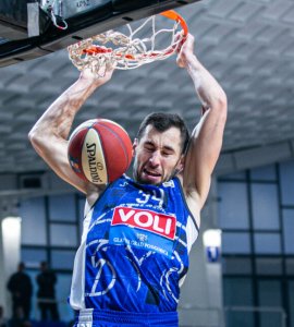 Kenan Kamenjaš pravi transfer života: Prošao ljekarske preglede, slijedi veliki potpis