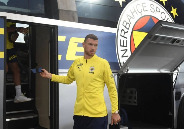DIJAMANT SILNO ŽELI TROFEJ: Edin Džeko igra za besmrtnost u Fenerbahčeu