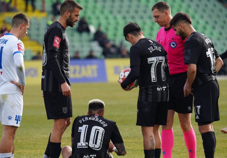 Novac se troši, rezultati loši, a navijači bjesne: Ko je na koljena bacio 