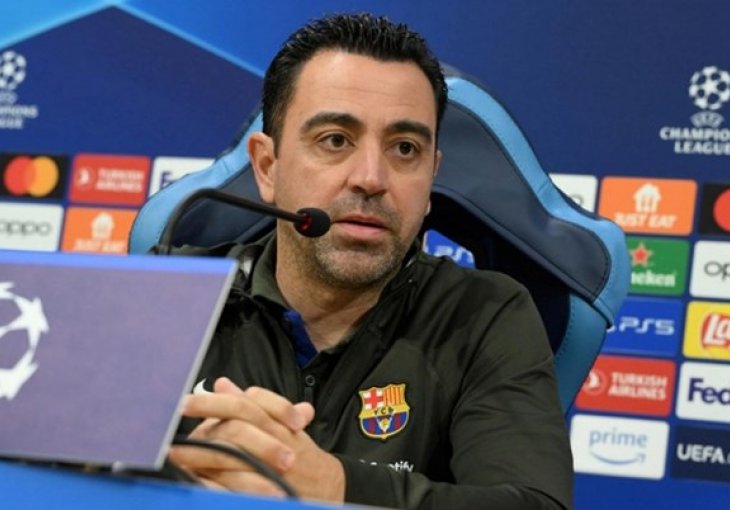 XAVI GUBI SVLAČIONICU: Pregledavao je poruke svojih igrača?