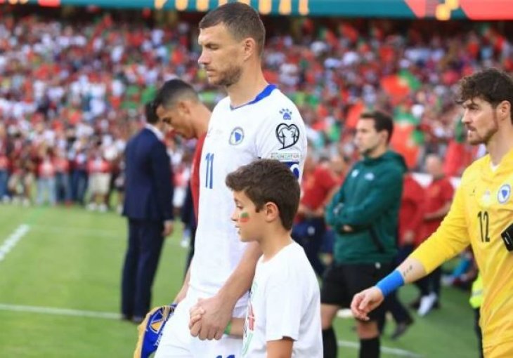 Edin Džeko: 