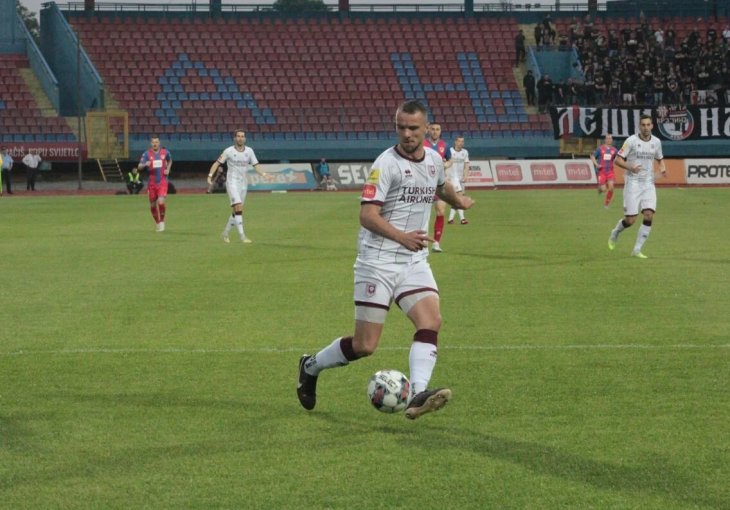 JOŠ JEDAN DEFANZIVAC SE SNAŠAO NAKON ODLASKA SA KOSOVA : Traki visoke ocjene u Makedoniji