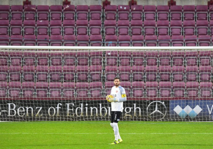 Bio je supertalent i megazvijezda Football Managera, sad bi s 41 godinom mogao na Euro