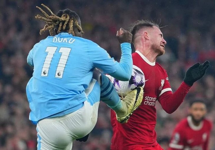 NEVJEROVATNA ODLUKA: Objavljen razgovor iz VAR sobe, evo zbog čega sudija nije dosudio penal za Liverpool protiv Cityja