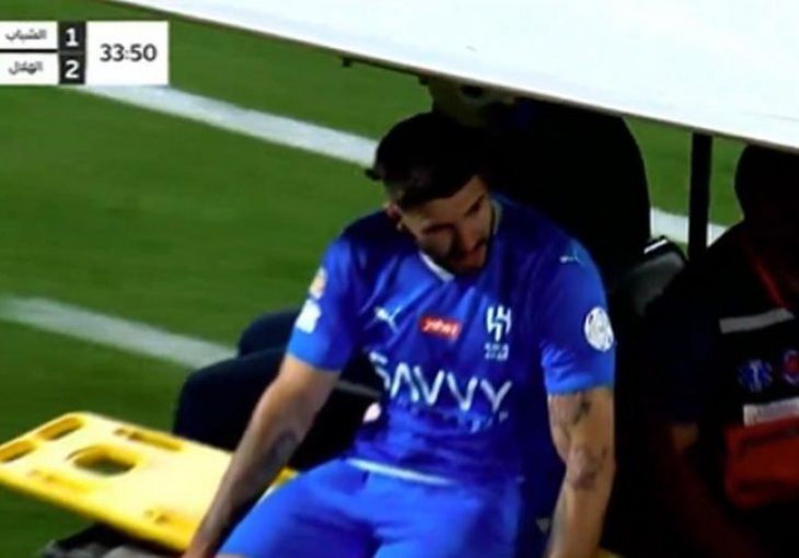 Mitrović od bolova nije mogao da hoda, izašao zbog povrede u 34. minutu