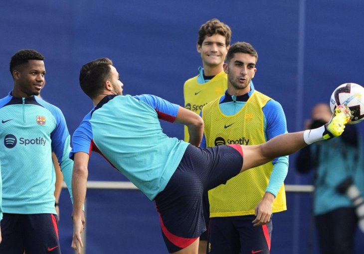 NAPUŠTA CAMP NOU OVOG LJETA: Objavljeno ime igrača za kojeg se zna da odlazi iz Barcelone