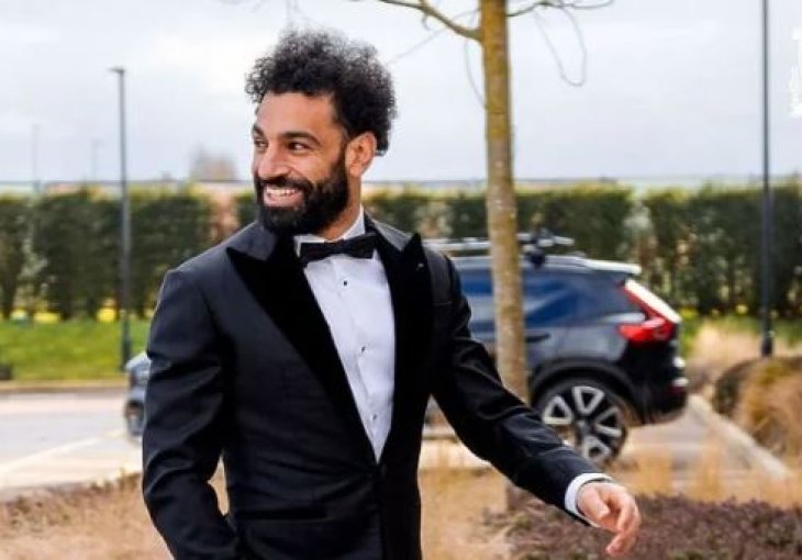 Salah se na treningu Liverpoola pojavio u odijelu: Evo o čemu se radi (VIDEO)