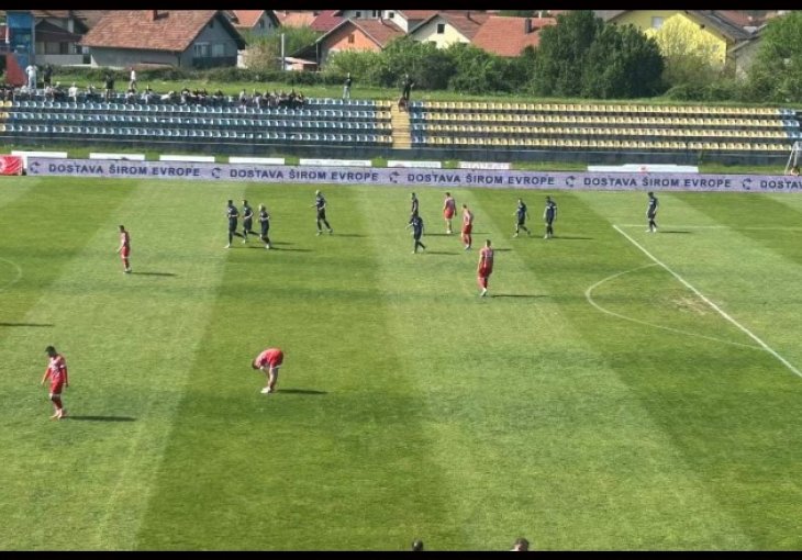 Furiozan početak drugog poluvremena Plavih: Željezničar za pet minuta zabio dva gola Slogi