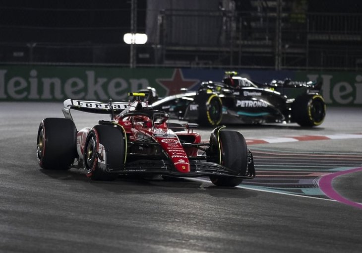 SPREMNA NOVA TRANSFER BOMBA U FORMULI 1: Mercedes našao zamjenu za Hamiltona