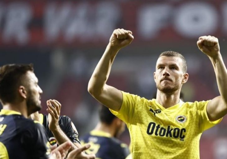  Džeko se sprema za bogati transfer: Fenerbahce mu već našao zamjenu