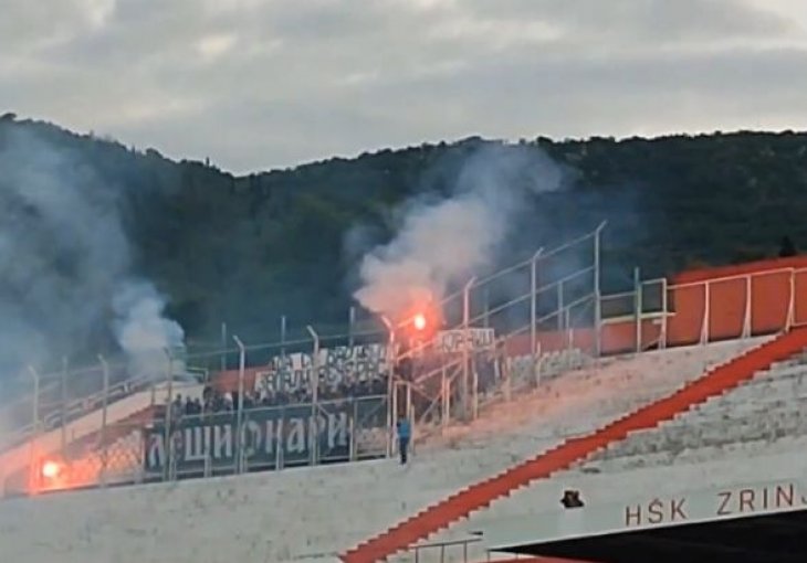 Navijači Borca zapalili zastavu Ultrasa uz poruku koja će obići Bosnu i Hercegovinu (VIDEO)