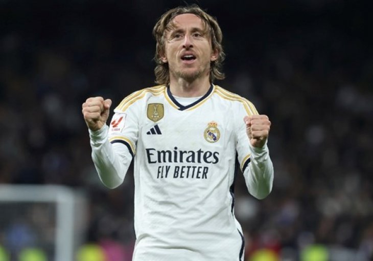 Mundo Deportivo: Modrić će u sljedeća 24 sata znati sve o svojoj sudbini u Realu