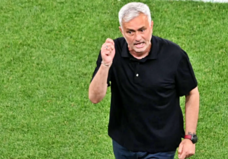 Mourinho će moći besplatno napustiti Fenerbahče ako ga pozove samo jedna momčad