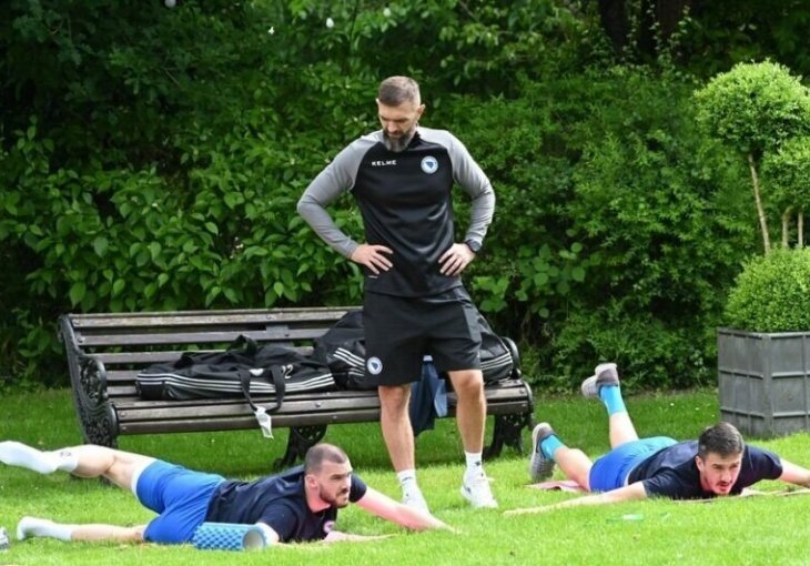 REPREZENTATIVCI BIH ODRADILI TRENING U NEWCASTLEU : Stigao i Barbarez 