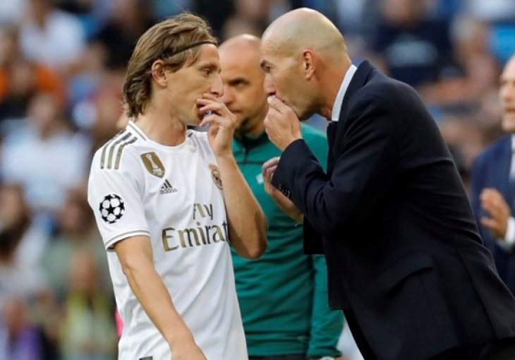 Zidane: Kad Modrić, Kroos i Benzema u sat vremena ne izgube loptu, to je nogomet