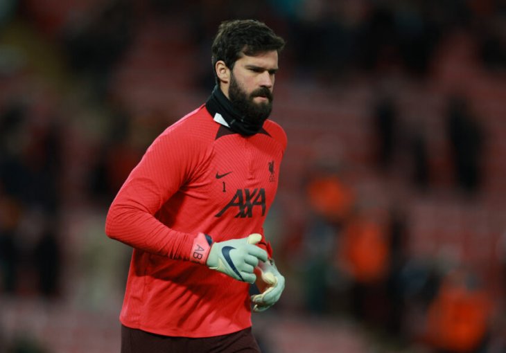 Alisson na teren u prijateljskom meču izašao sa brojem 110, sada je poznato i zašto