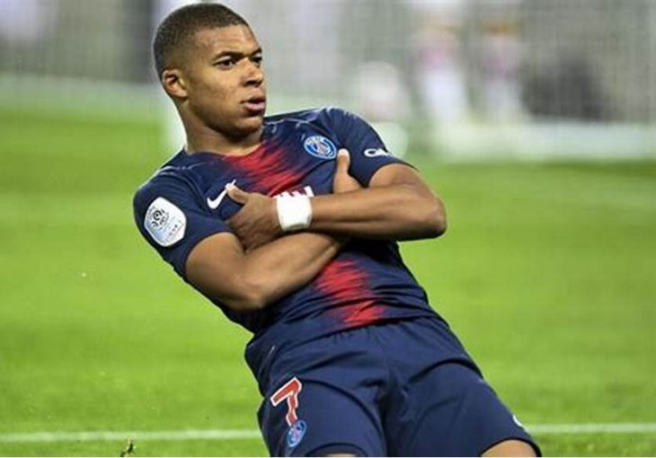 HOĆE LI MBAPPE IGRATI U MEČU PROTIV HOLANDIJE NA EVROPSKOM PRVENSTVU: Još uvijek nije poznato,ali jednu stvar sigurno neće moći nositi
