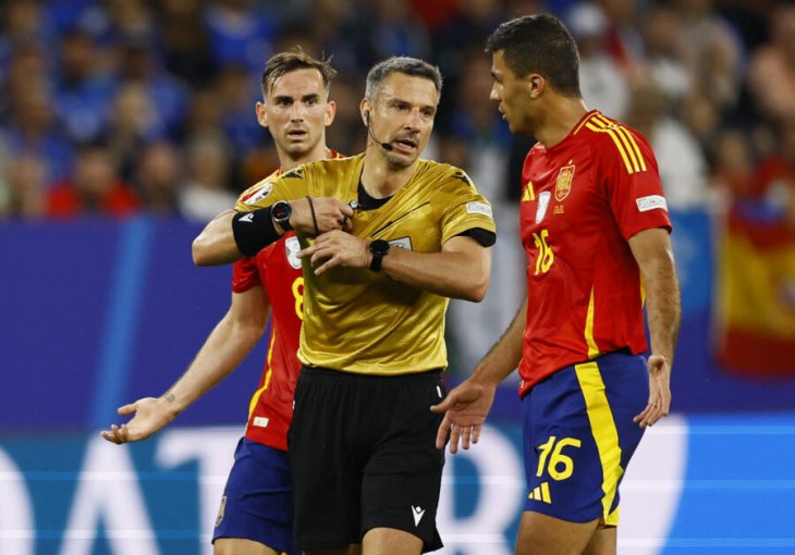 ZARADIO SUSPENZIJU I NEĆE IGRATI PROTIV ALBANIJE: Španac je prva „žrtva“ novog UEFA pravila 