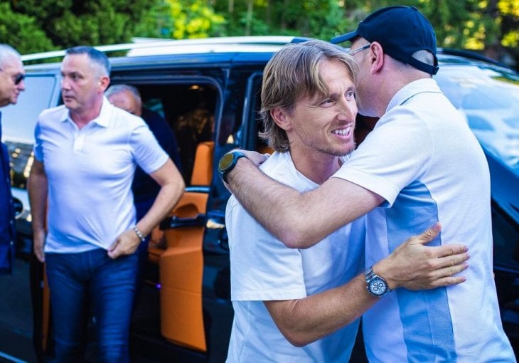 RAZLOG POSJETE JE POSEBAN: Luka Modrić stigao u Mostar i izazvao opću euforiju (VIDEO)