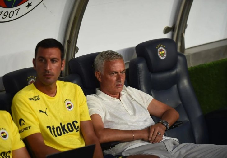 NAKON SINOĆNJE UTAKMICE MOURINHO IMA SAMO RIJEČI HVALE ZA DŽEKU: