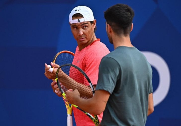 NADAL IZVUKAO ĐOKOVIĆA, PA ZAPALIO INTERNET REAKCIJOM! Fotografija Rafe sa žrijeba za Olimpijske igre postala HIT na mrežama! (FOTO)