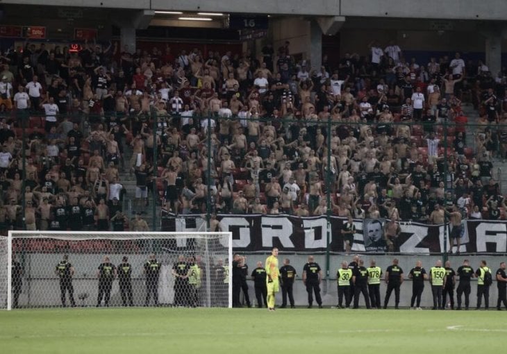 Horde Zla nakon poraza u Trnavi podržali fudbalere Sarajeva uz jasan zahtjev: Hoćemo titulu